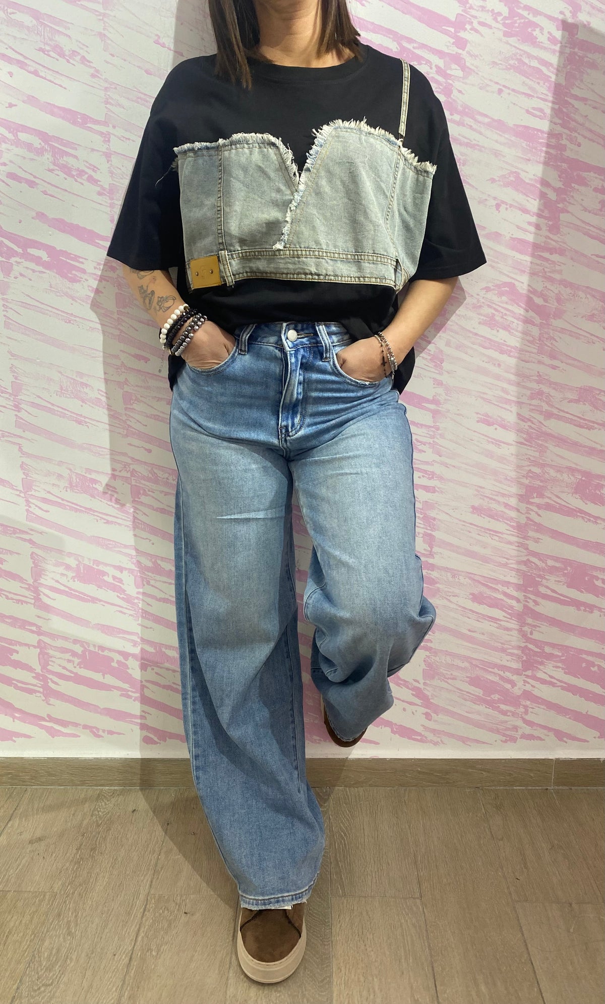 T-shirt jeans
