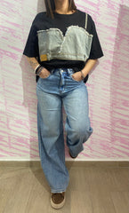 T-shirt jeans