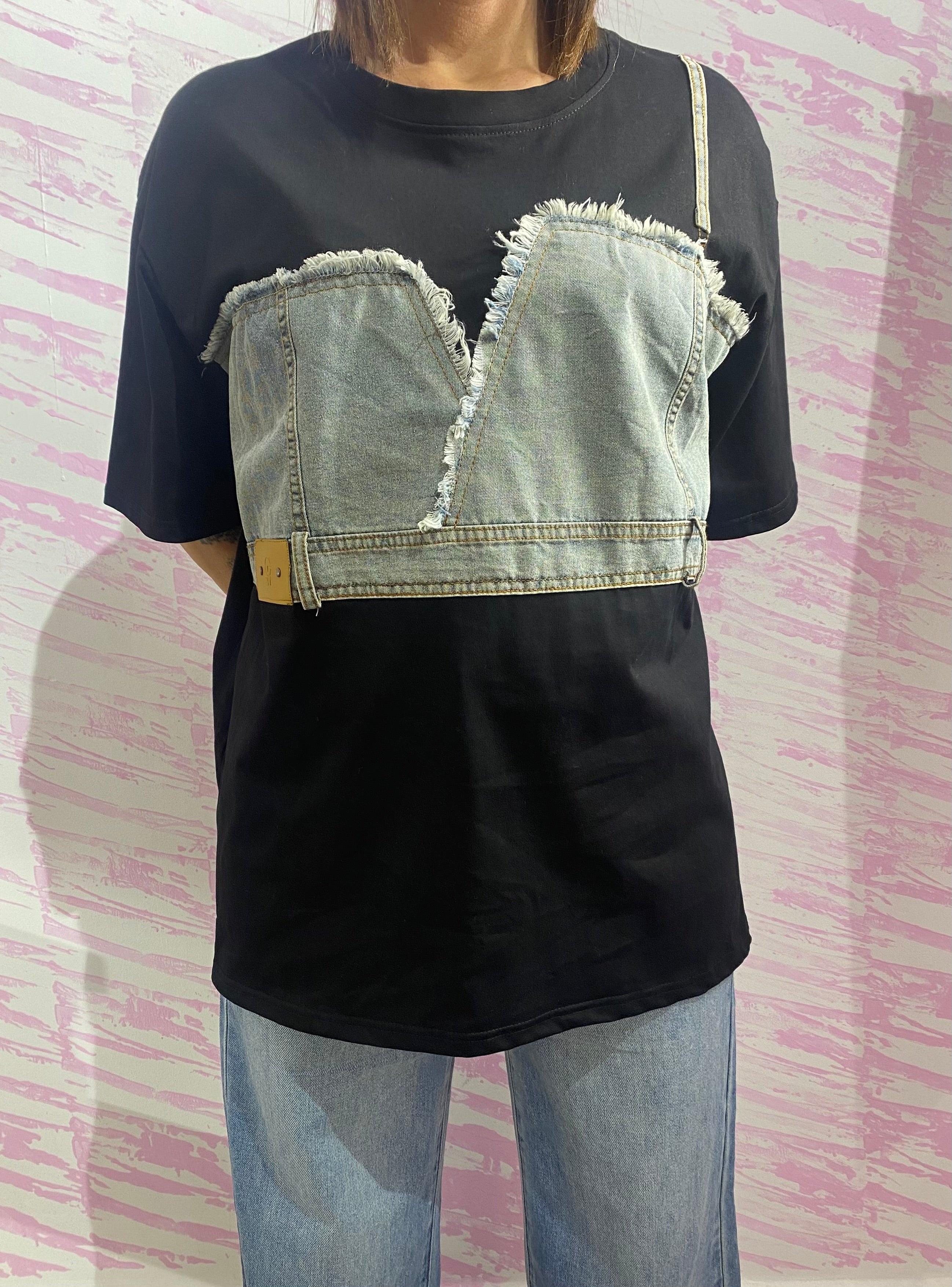 T-shirt jeans